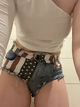 Cumonmme online show from 06/30/26, 10:33