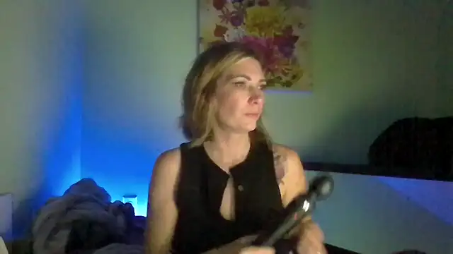 Snapshot of xpbunni chatting on 09/26/25, 11:47 xpbunni online show from 09/26/25, 11:47