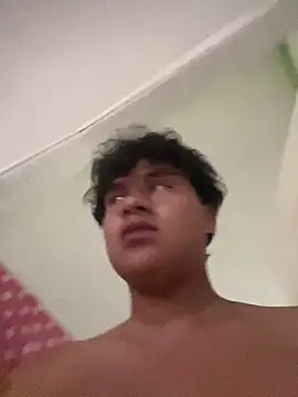 VRGUD0N19cm online show from 05/03/26, 03:51