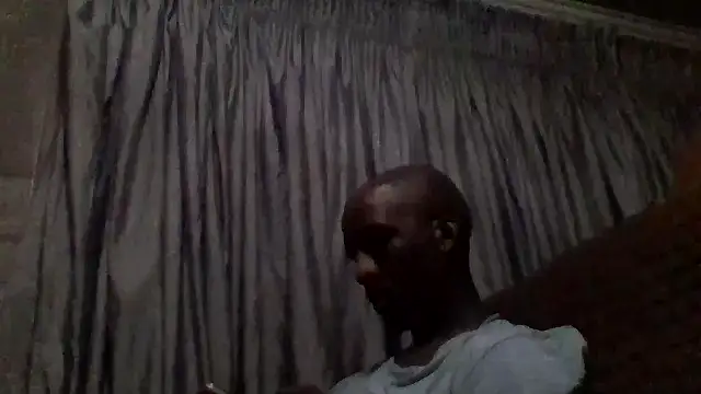 longdickson12345 online show from 11/24/25, 12:32