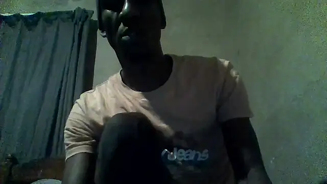 longdickson12345 online show from 05/18/26, 11:32