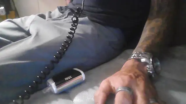 crassanova online show from 10/26/25, 07:20