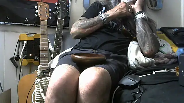 crassanova online show from 06/23/26, 03:37