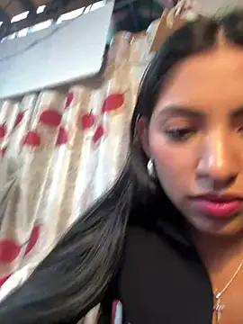 BrunetteBliss69 online show from 04/29/26, 09:54