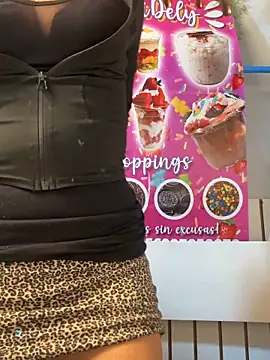 BrunetteBliss69 online show from 05/28/26, 10:18