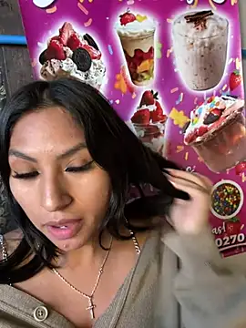 BrunetteBliss69 online show from 06/22/26, 10:40