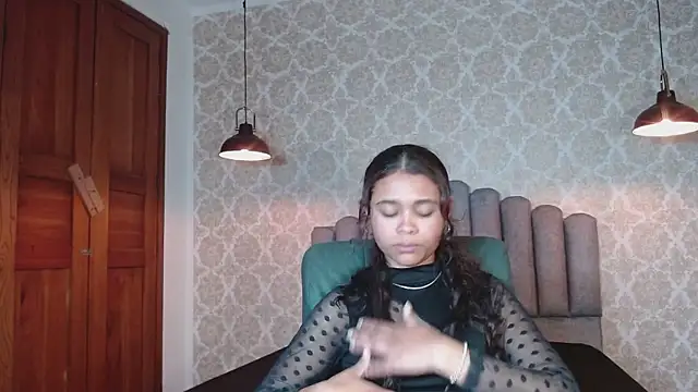 Kristall 06 online show from 10/03/25, 02:41