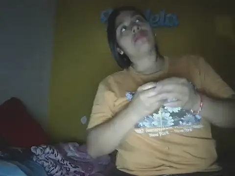 Snapshot of zairabreze chatting on 05/01/26, 01:21 zairabreze online show from 05/01/26, 01:21