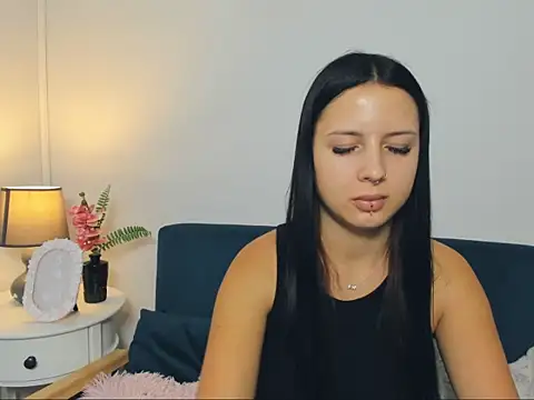 TaliaAdorable online show from 10/08/25, 12:25