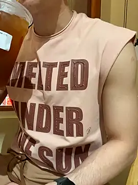 anhkiet huang online show from 10/30/25, 01:23