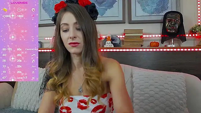 MuseDollX online show from 10/28/25, 08:11