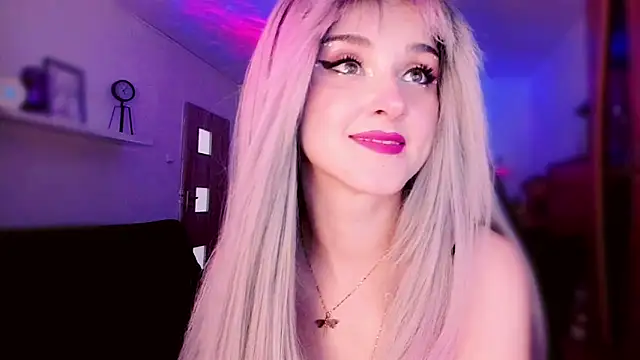 MistressJolie online show from 04/18/26, 12:31