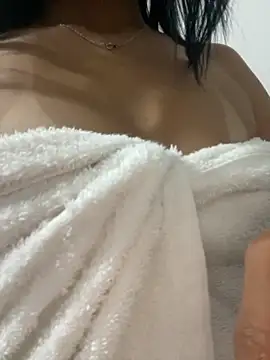 Katianesantos online show from 10/29/25, 03:31