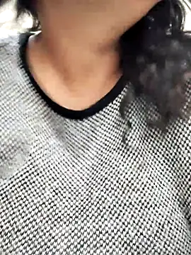 Shikha-mehra7 online show from 12/14/25, 02:39