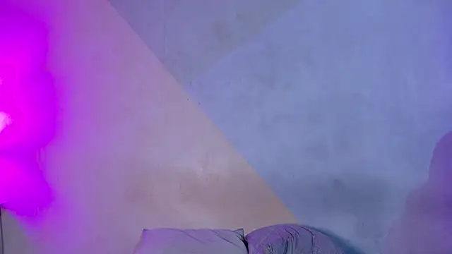 Laura and Kevin online show from 09/21/25, 04:08