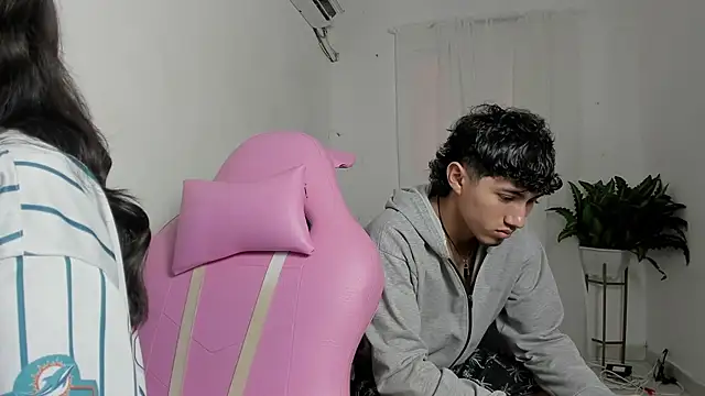 Laura and Kevin online show from 01/10/26, 07:37