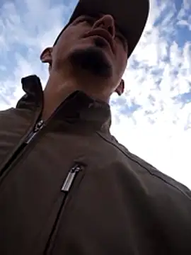 Snapshot of JuanD_vero chatting on 10/26/25, 06:30 JuanD vero online show from 10/26/25, 06:30