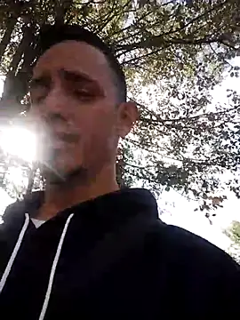 Snapshot of JuanD_vero chatting on 11/02/25, 10:39 JuanD vero online show from 11/02/25, 10:39