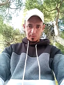 JuanD vero online show from 11/16/25, 08:31