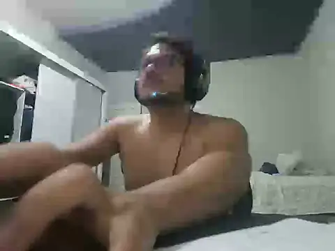 Miguelion2308 online show from 12/03/25, 03:25