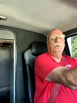 Snapshot of jimboemtp chatting on 09/26/25, 03:38 jimboemtp online show from 09/26/25, 03:38