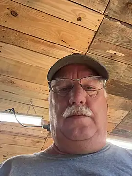 Snapshot of jimboemtp chatting on 10/12/25, 02:38 jimboemtp online show from 10/12/25, 02:38