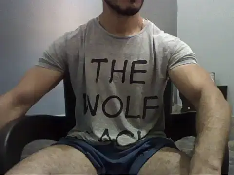 ahmedluxor1 online show from 10/18/25, 09:32