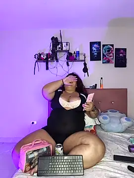 kendra lil evill online show from 04/04/26, 09:01