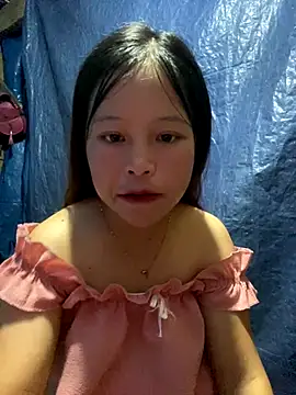 Snapshot of O_o_UwU_o_O chatting on 09/19/25, 08:49 O o UwU o O online show from 09/19/25, 08:49