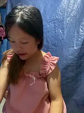 Snapshot of O_o_UwU_o_O chatting on 10/01/25, 06:41 O o UwU o O online show from 10/01/25, 06:41