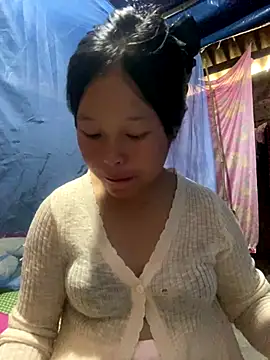 Snapshot of O_o_UwU_o_O chatting on 10/11/25, 03:39 O o UwU o O online show from 10/11/25, 03:39