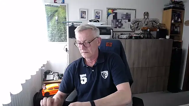 Snapshot of randyandy67 chatting on 06/09/26, 02:17 randyandy67 online show from 06/09/26, 02:17