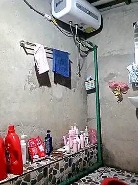 ngan-cute online show from 10/30/25, 01:45