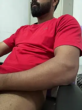 Snapshot of Vineeth3906 chatting on 07/16/26, 10:10 Vineeth3906 online show from 07/16/26, 10:10