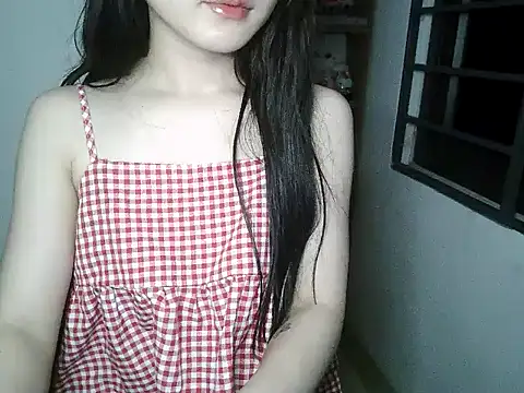 Snapshot of Annabelle-e chatting on 09/16/25, 07:59 Annabelle-e online show from 09/16/25, 07:59