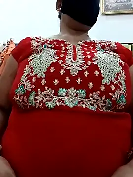 Rakhi sawant143 online show from 10/26/25, 02:50