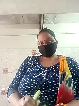 Rakhi sawant143 online show from 11/17/25, 02:17