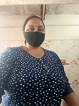 Rakhi sawant143 online show from 12/02/25, 03:23