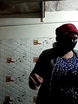 Rakhi sawant143 online show from 01/06/26, 02:32