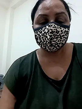 Snapshot of Rakhi_sawant143 chatting on 03/28/26, 02:55 Rakhi sawant143 online show from 03/28/26, 02:55