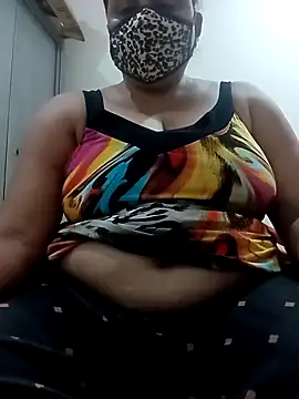 Snapshot of Rakhi_sawant143 chatting on 04/08/26, 03:06 Rakhi sawant143 online show from 04/08/26, 03:06
