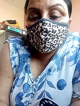 Rakhi sawant143 online show from 06/22/26, 11:07