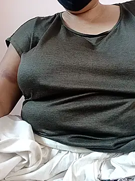 Rakhi sawant143 online show from 08/02/26, 02:21