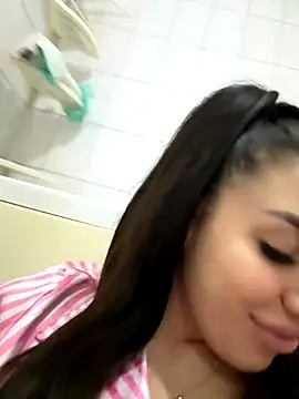 Snapshot of CataleyaSyrene chatting on 11/12/25, 02:34 CataleyaSyrene online show from 11/12/25, 02:34