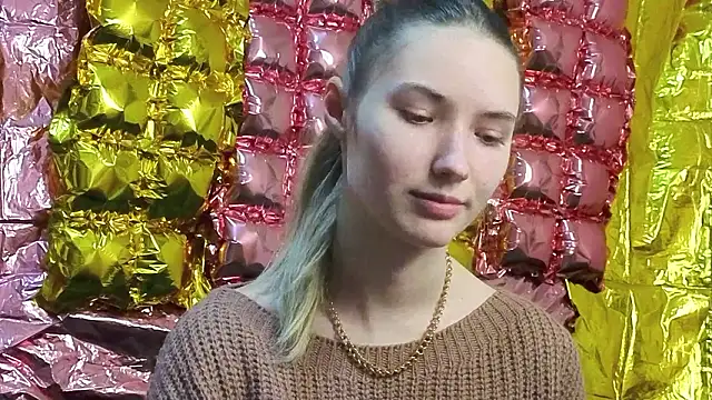  kikiclark   online show from 03/20/26, 06:02