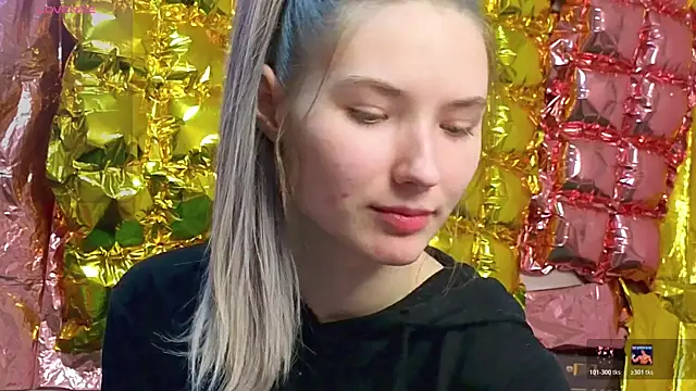  kikiclark   online show from 04/19/26, 08:11