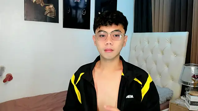 mightyhotcock online show from 10/13/25, 05:35