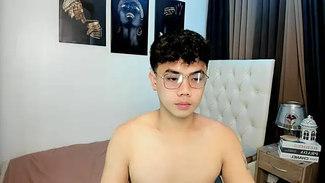 mightyhotcock online show from 10/14/25, 05:25