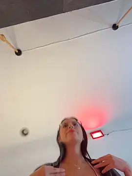 Juanita-Diaz online show from 12/20/25, 08:27