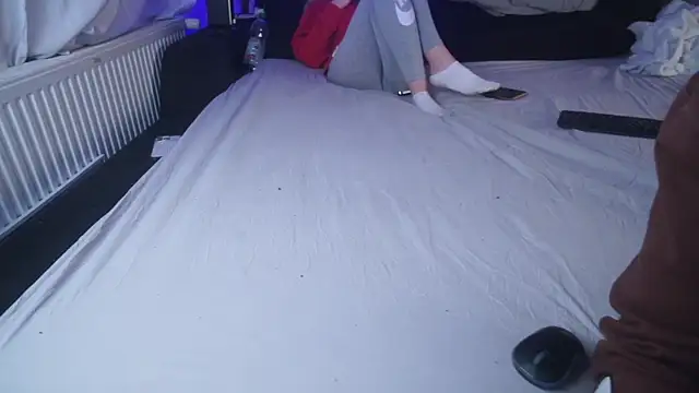 Steffi Snowbunny online show from 11/28/25, 08:00